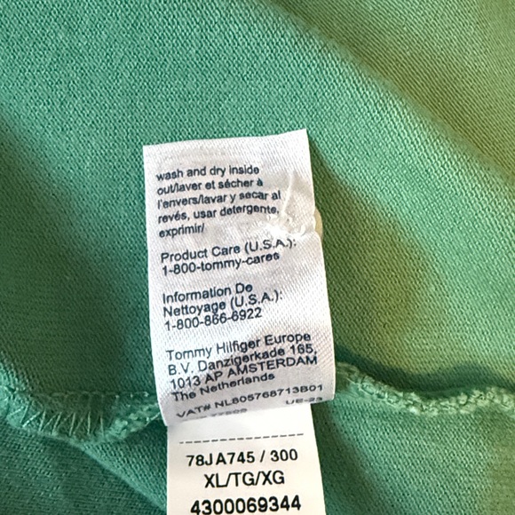 New men Tommy Hilfiger XL Green Polo Shirt with Black Collar & trim on arms - Picture 7 of 10